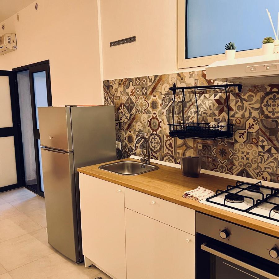 Casa Domus Apartment Катания Екстериор снимка