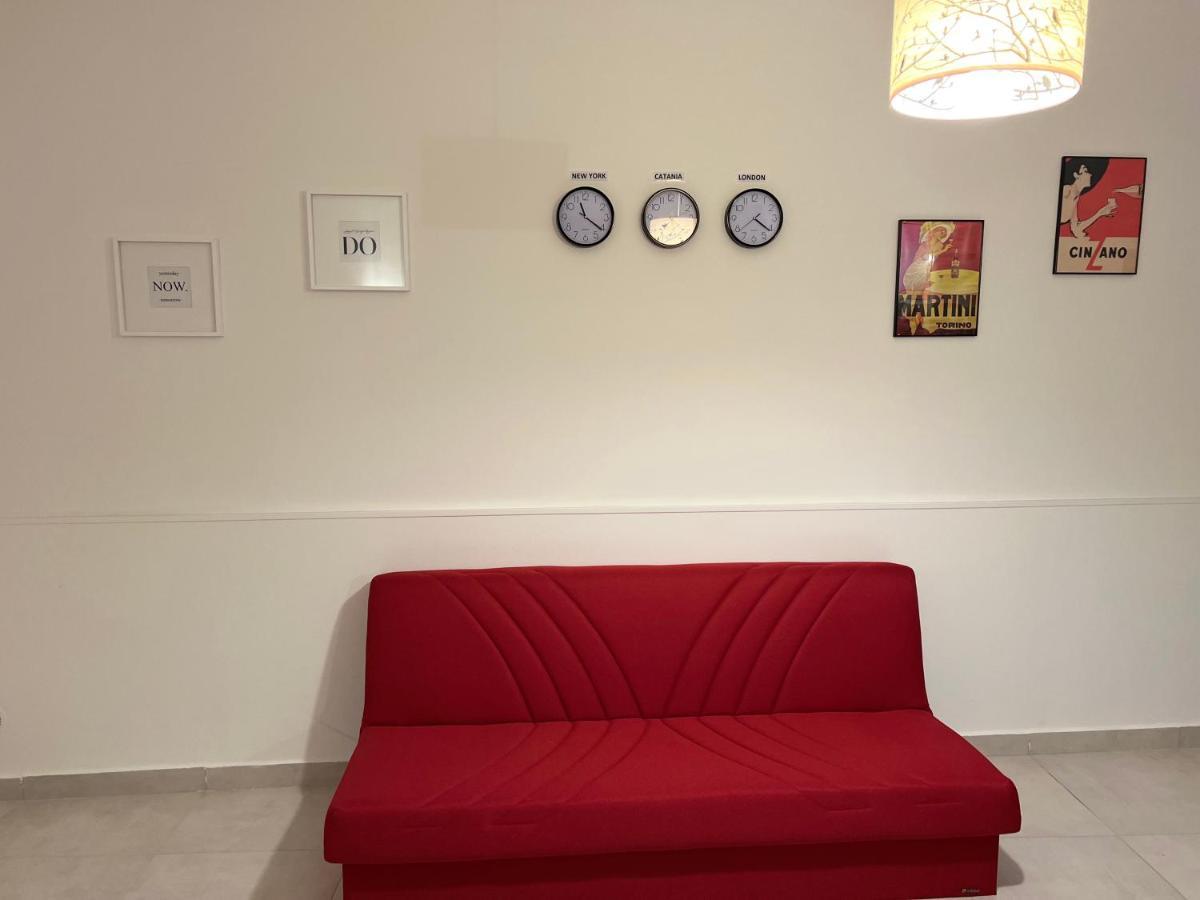 Casa Domus Apartment Катания Екстериор снимка